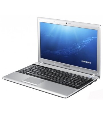 Samsung RV513 фото 1